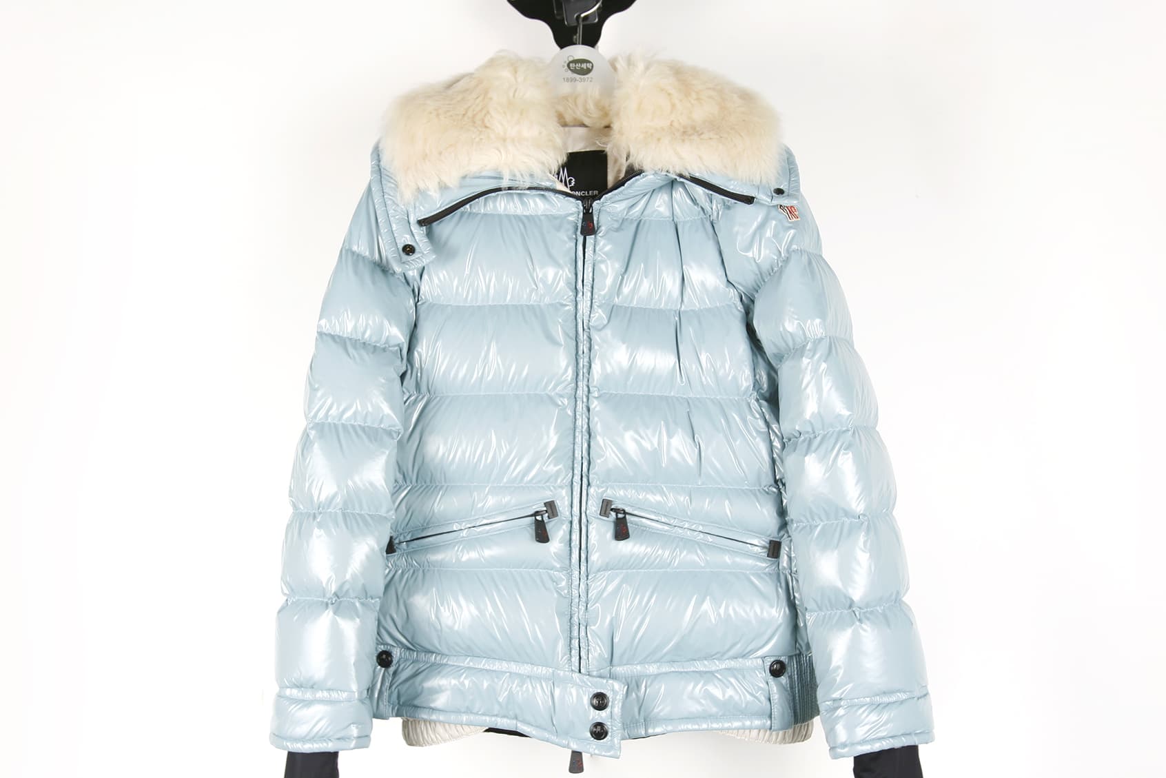 [Moncler 몽클레르] 퍼 트림 다운 자켓 상세
