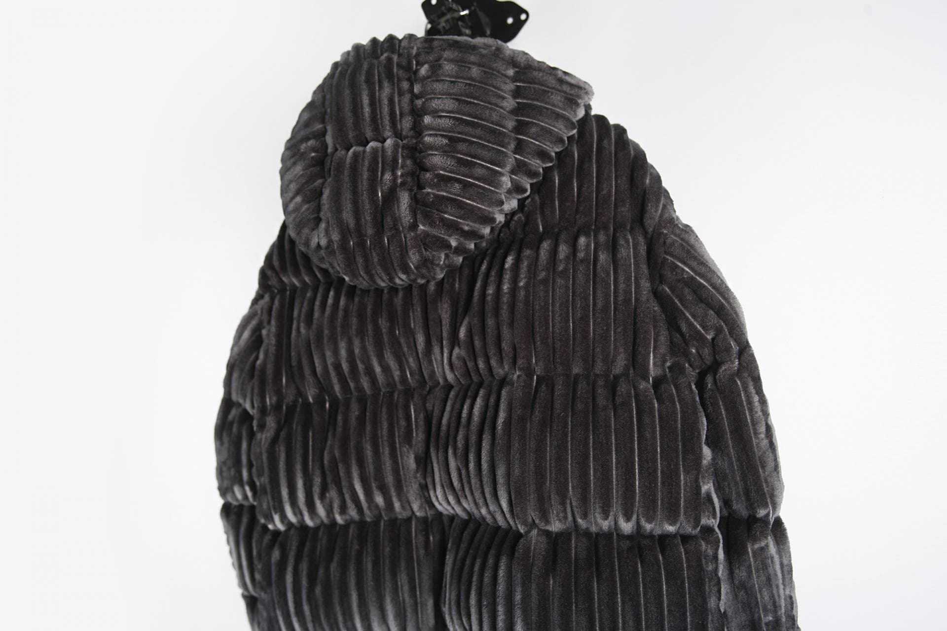 [Moncler 몽클레르] 코듀로이 다운 자켓 상세