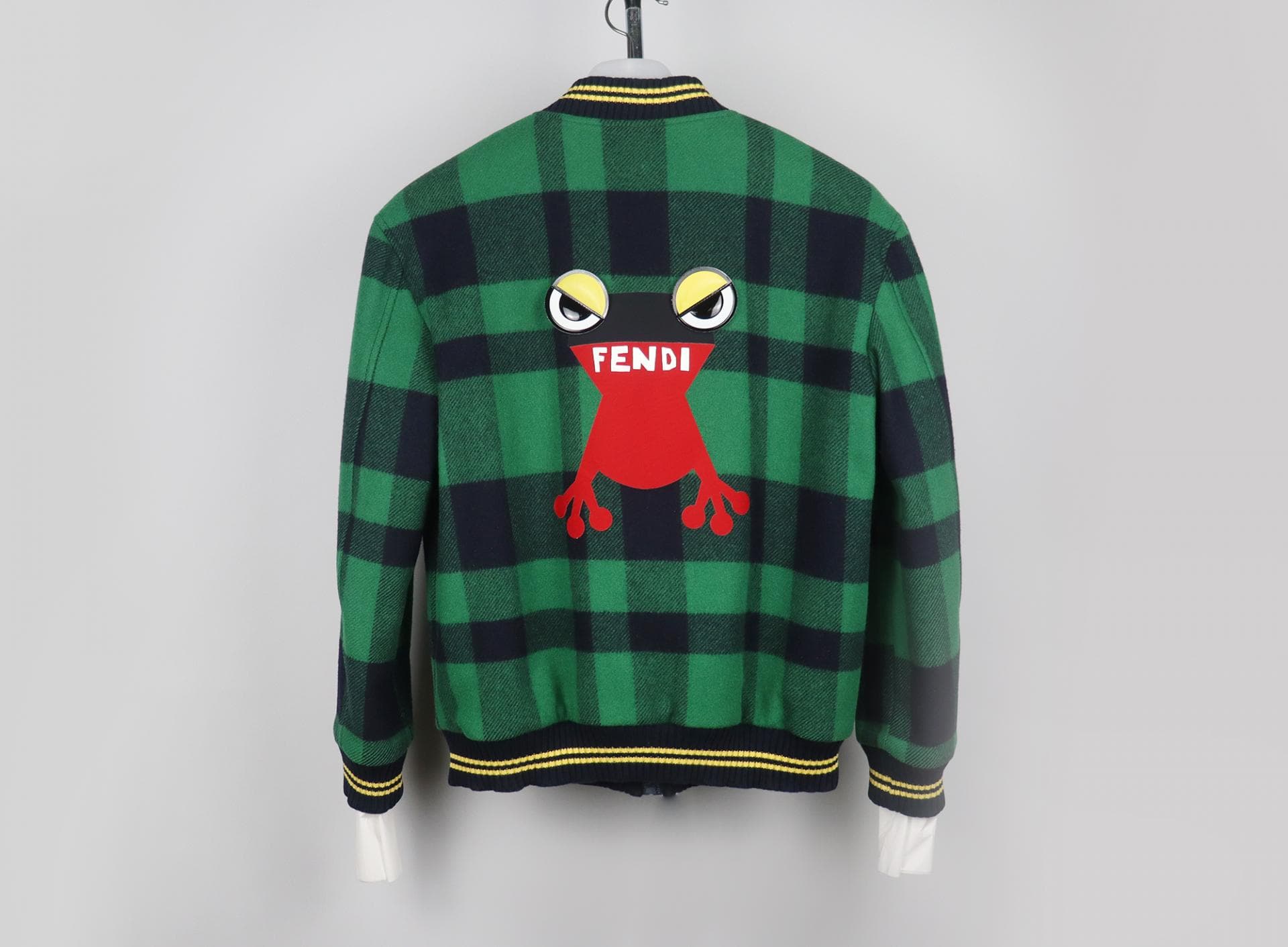 [FENDI 펜디] 체크무늬 블루종 상세