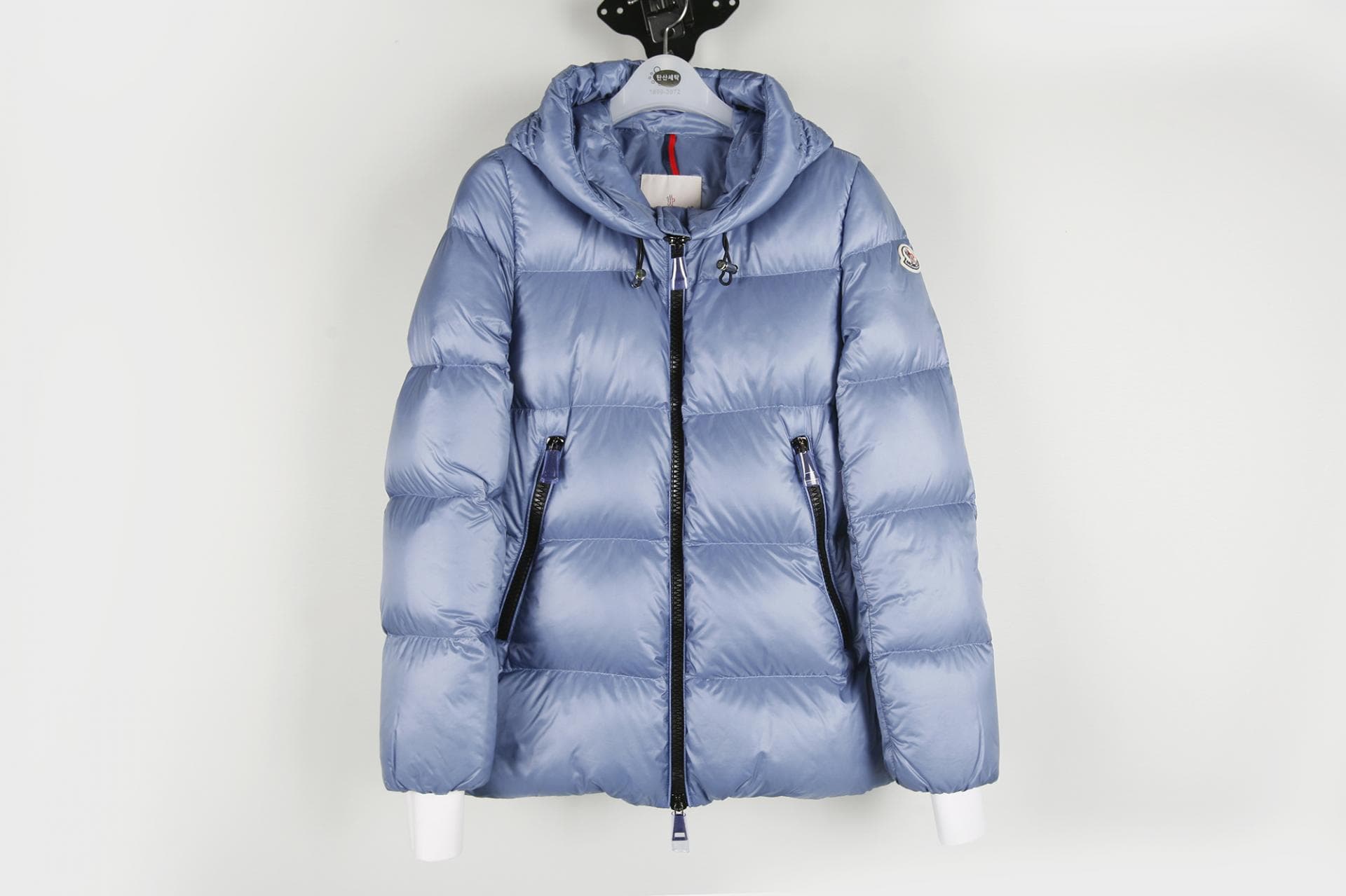 [Moncler 몽클레르] 블루 다운 점퍼