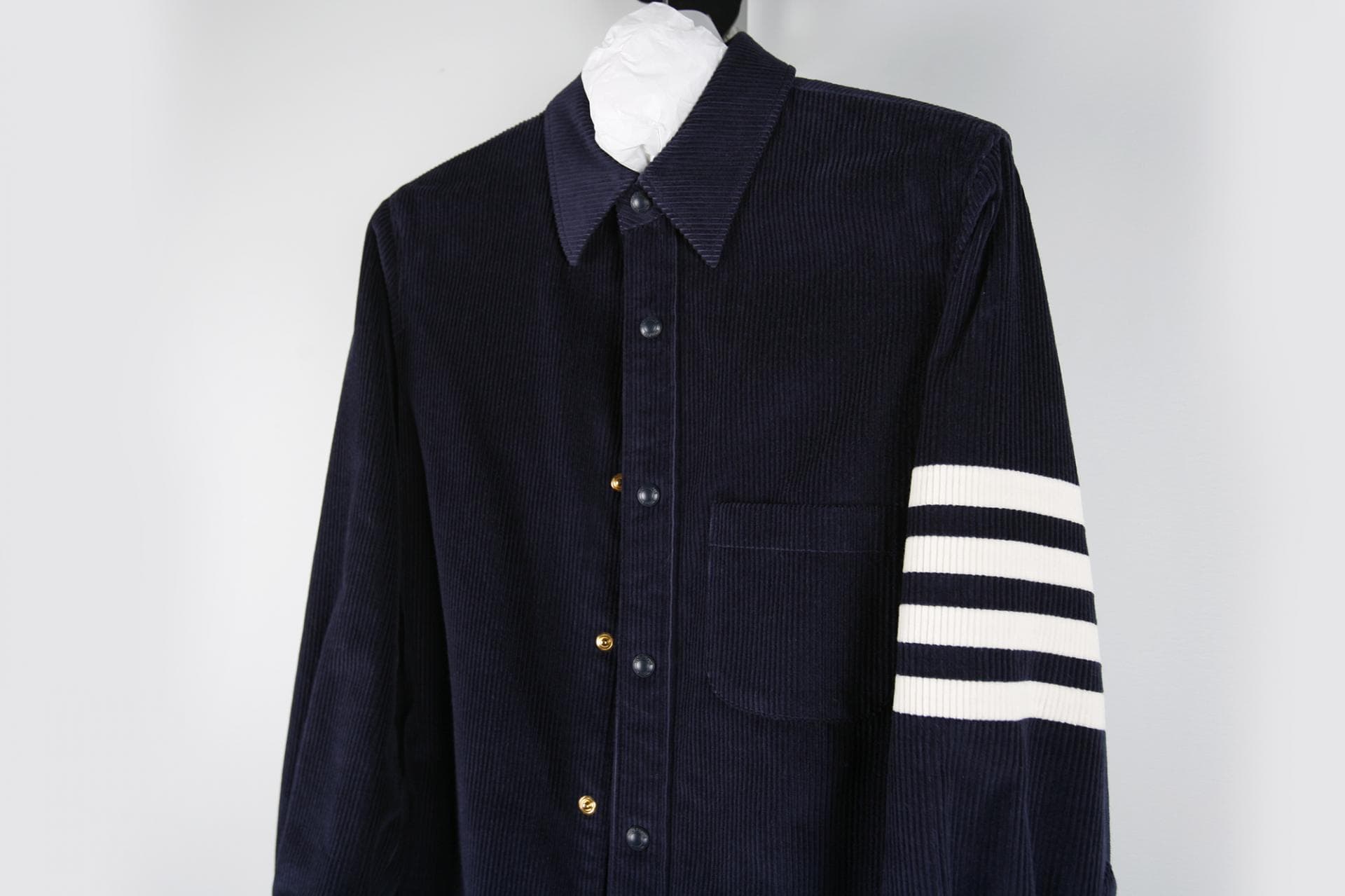 [ThomBrowne 톰브라운] 코듀로이 셔츠 상세