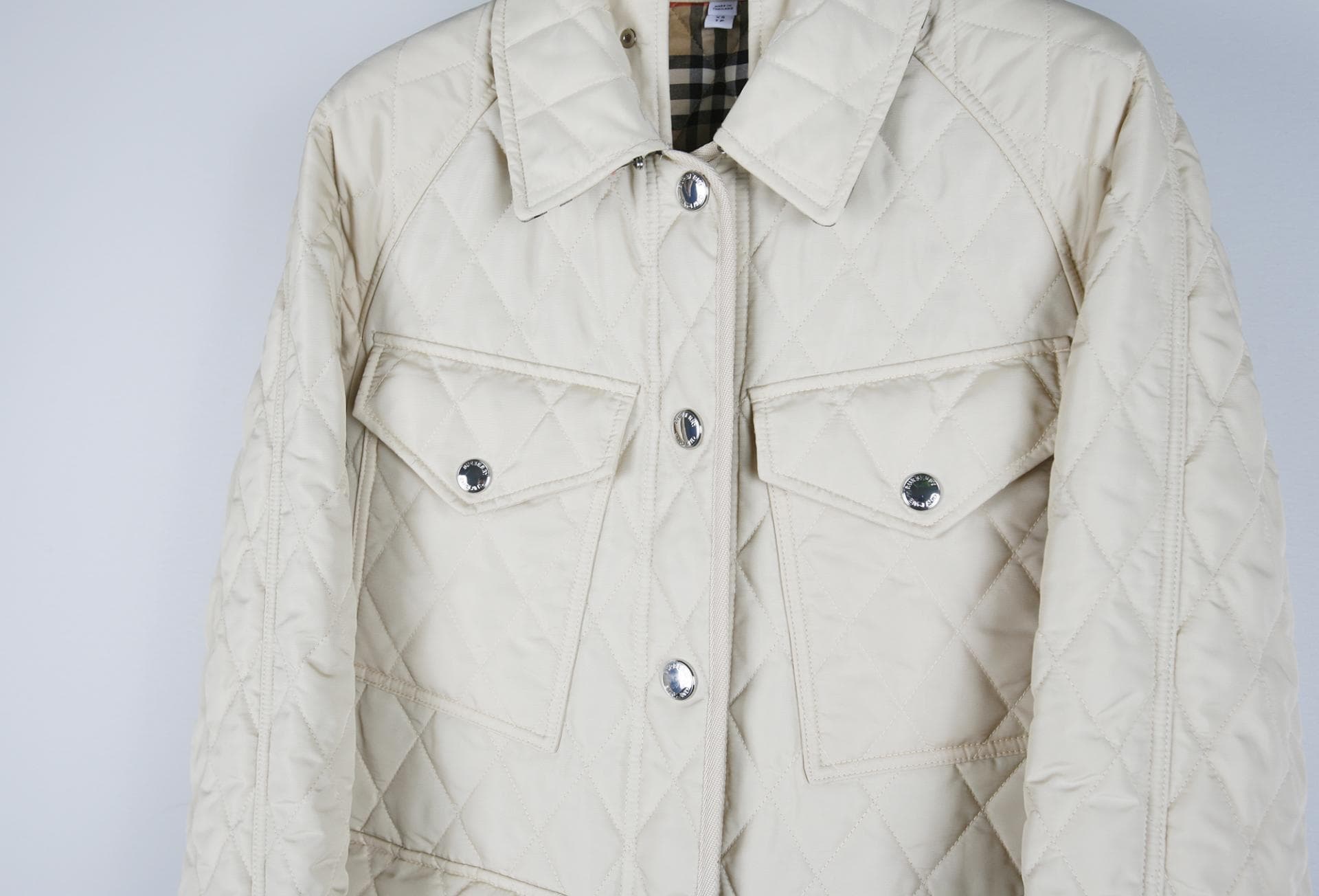[BURBERRY 버버리] 퀼팅 코트 상세