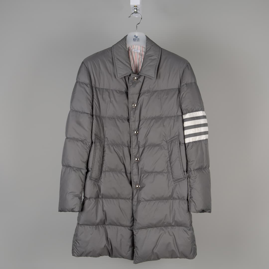[THOM BROWNE 톰브라운] 롱 다운 코트 상세
