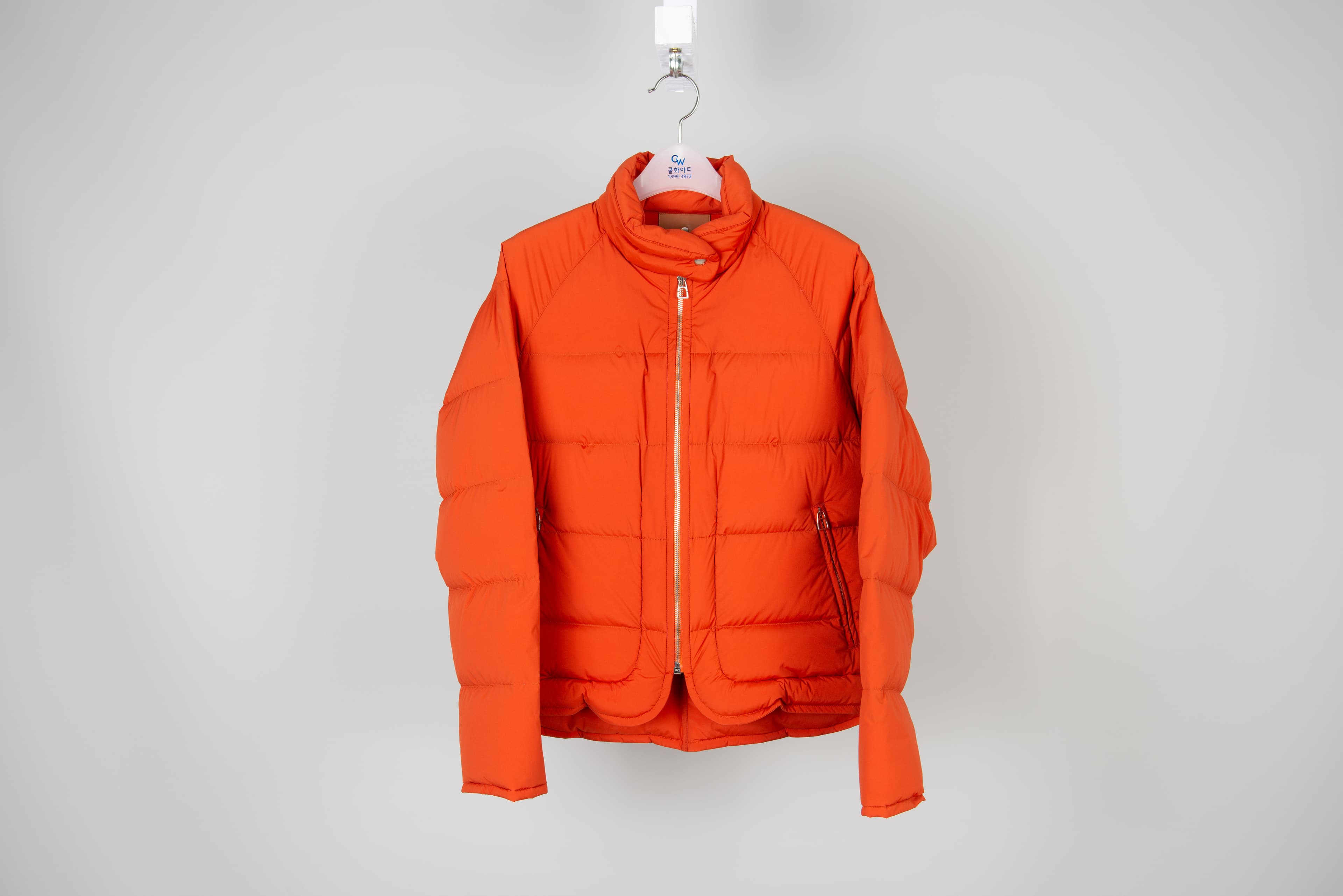 [HERMÈS 에르메스] 피우미노 라이트 푸퍼 코트 상세