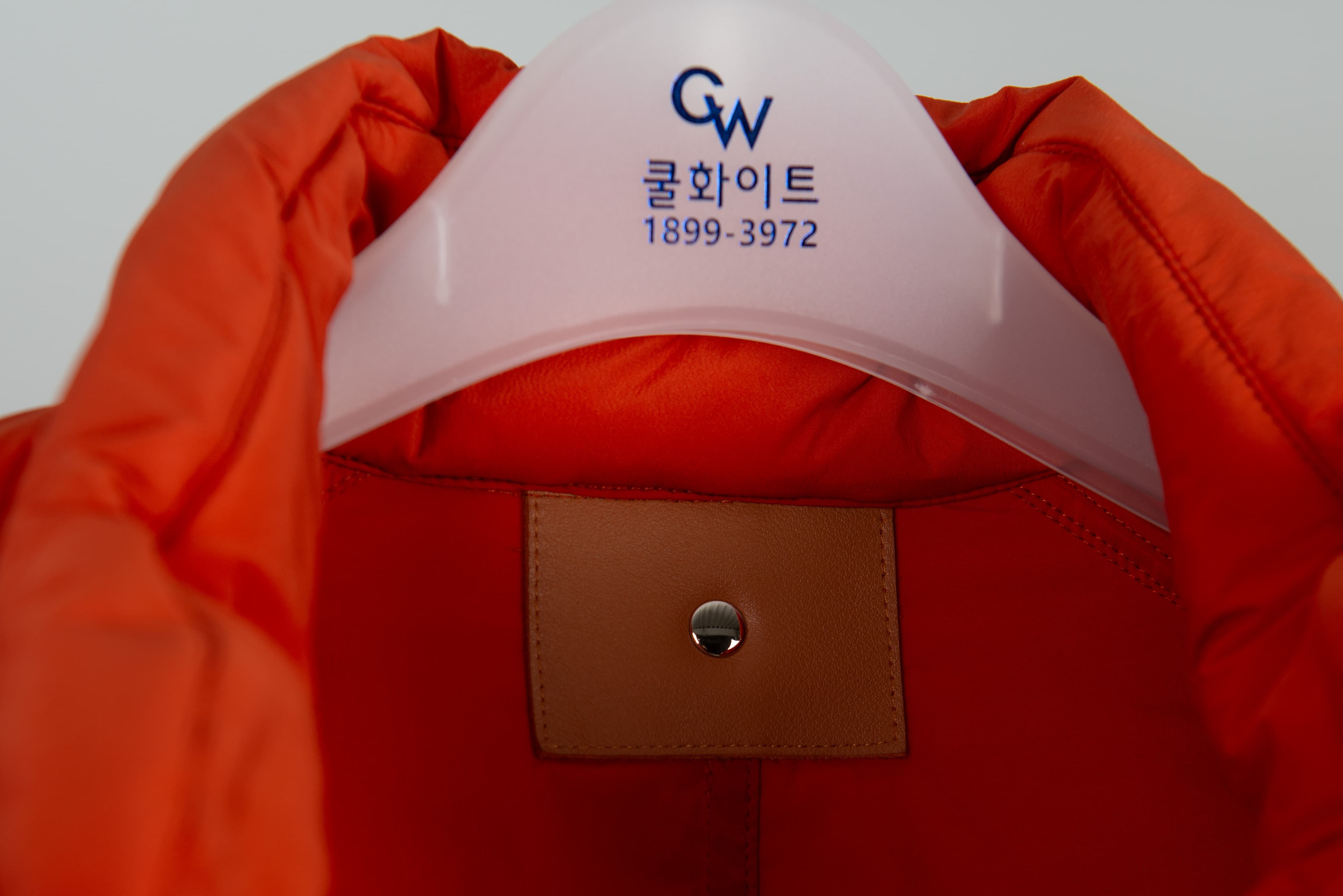 [HERMÈS 에르메스] 피우미노 라이트 푸퍼 코트 상세