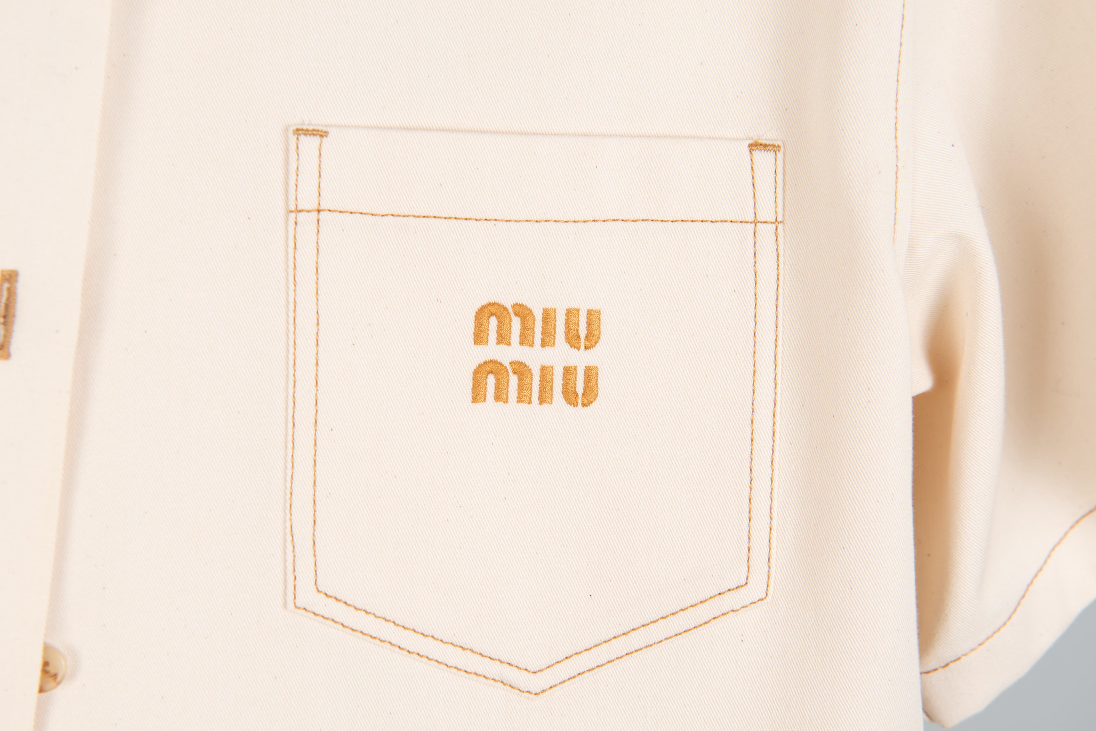 [miumiu 미우미우] 크롭 데님 셔츠 상세
