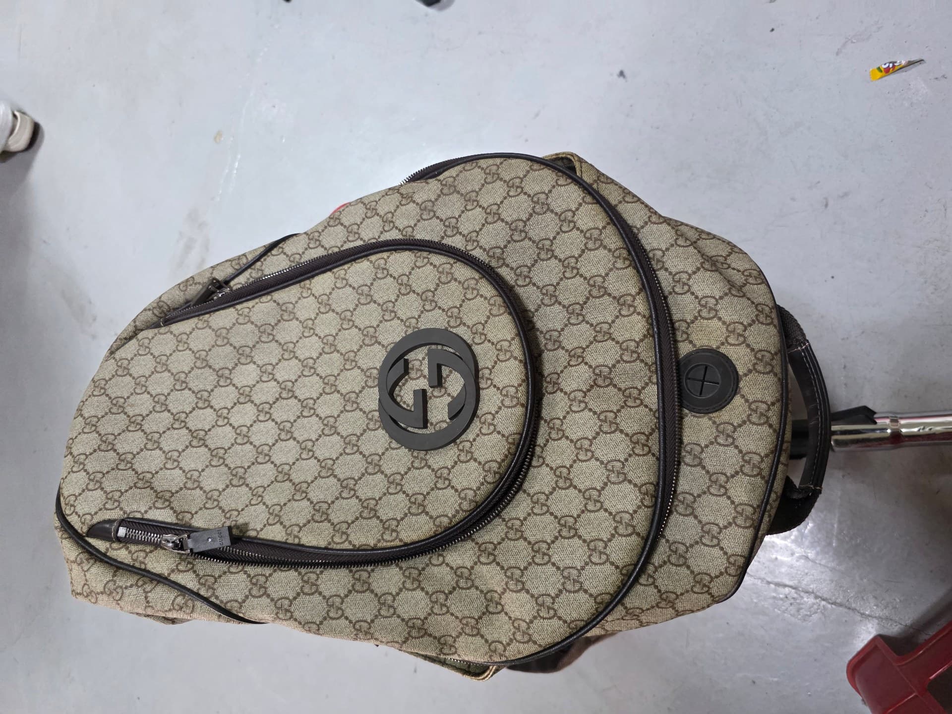 구찍 백팩 세탁하고 싶습니자 대표 사진