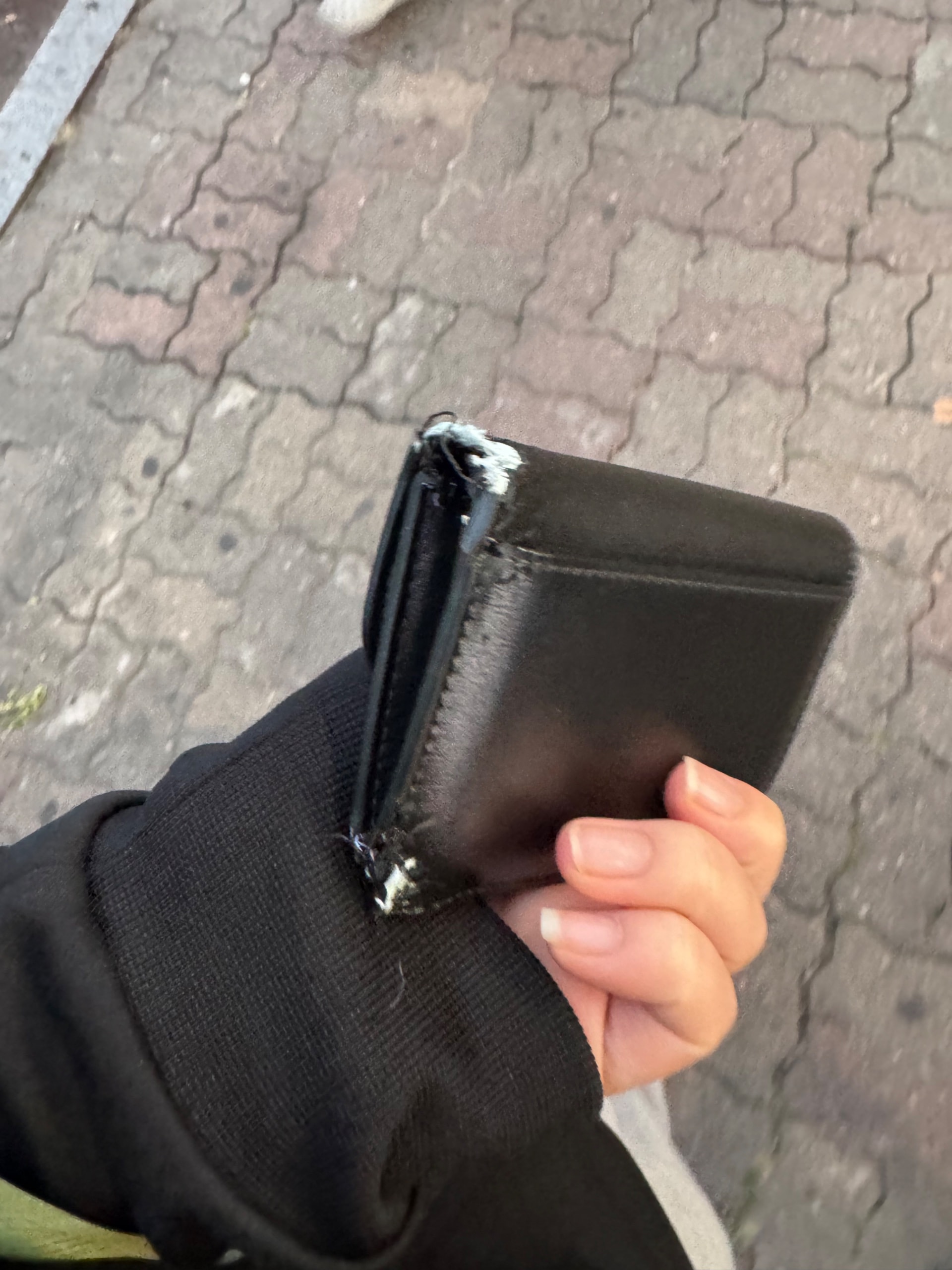 셀린느지갑 첨부 사진 2