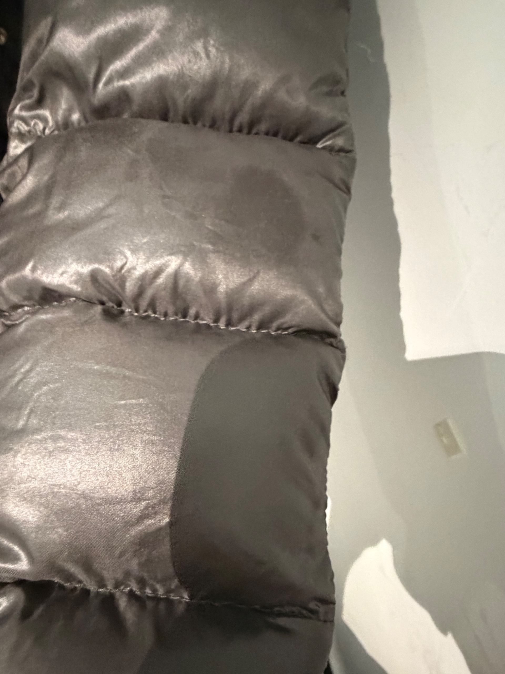 에르노 패딩 오염 첨부 사진 4