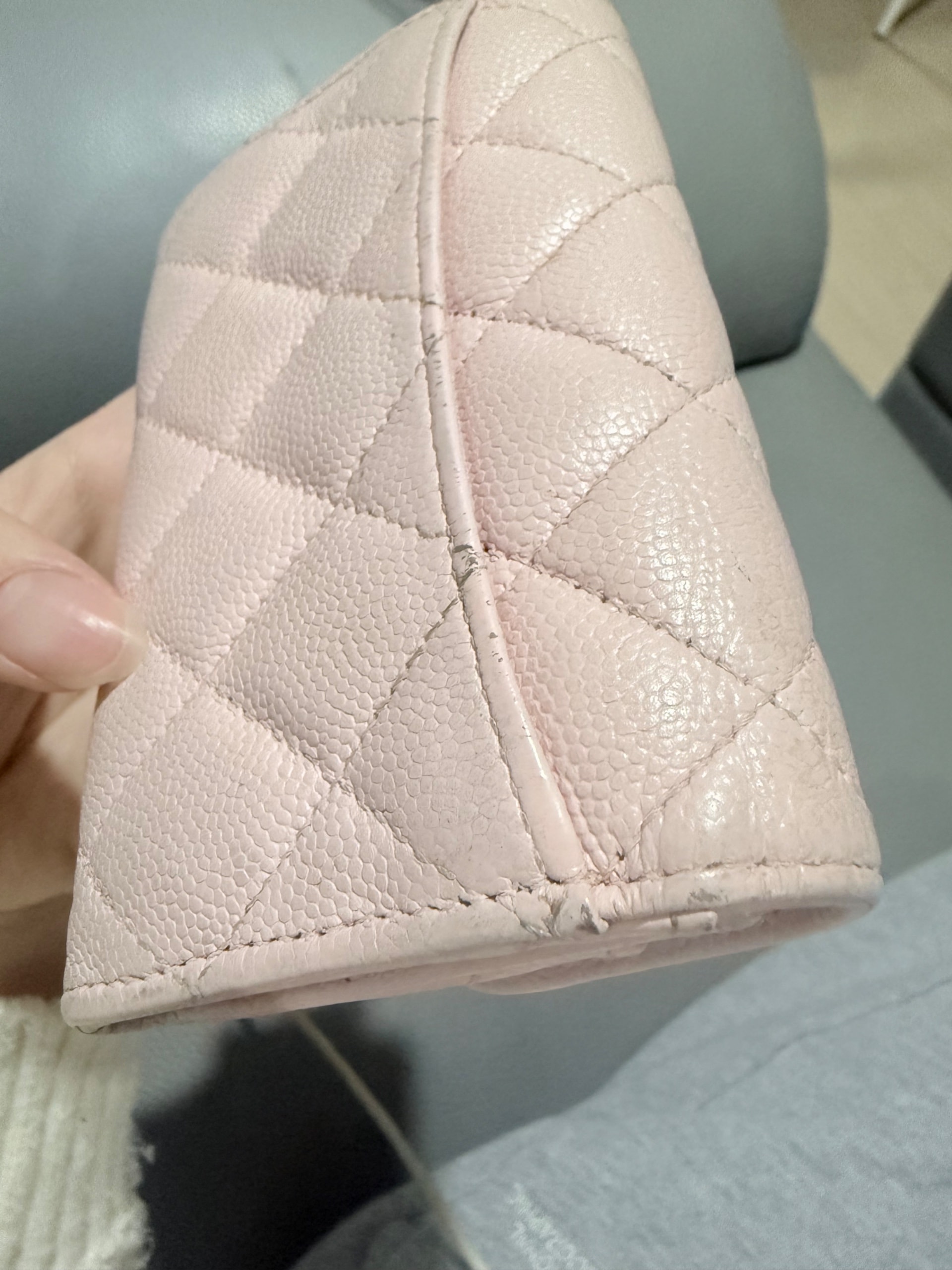 샤넬 지갑 까짐, 때탐 첨부 사진 3